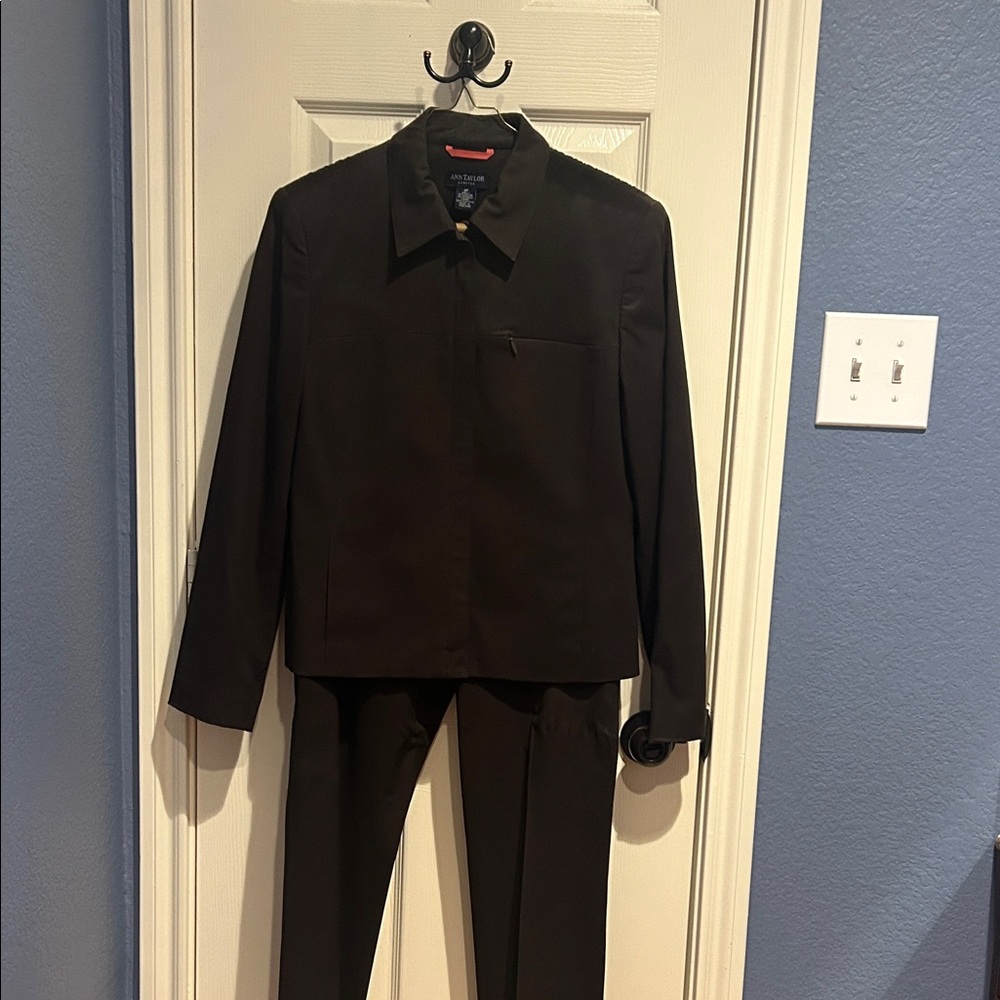 Ann Taylor Brown Stretch Pant Suit